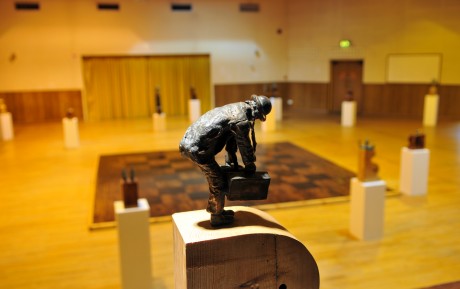 Sculptor Alan Milligan's Beckett chess set