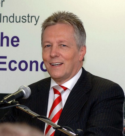 First Minister Peter Robinson.