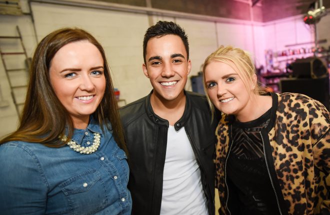 Country music star Jake Carter with Aisling and Kerri Fee who made an appearance in his debut music video    RMG46
