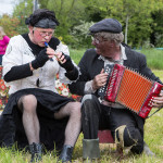 'Molly' and 'Johnny' prepare to perform a song for the crowd JPM6402